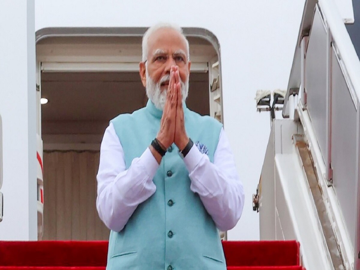 तीन देशों की यात्रा के बाद स्वदेश लौटे PM मोदी का एयरपोर्ट पर भव्य स्वागत, बोले- दुनिया भारत को सुनना चाहती है........