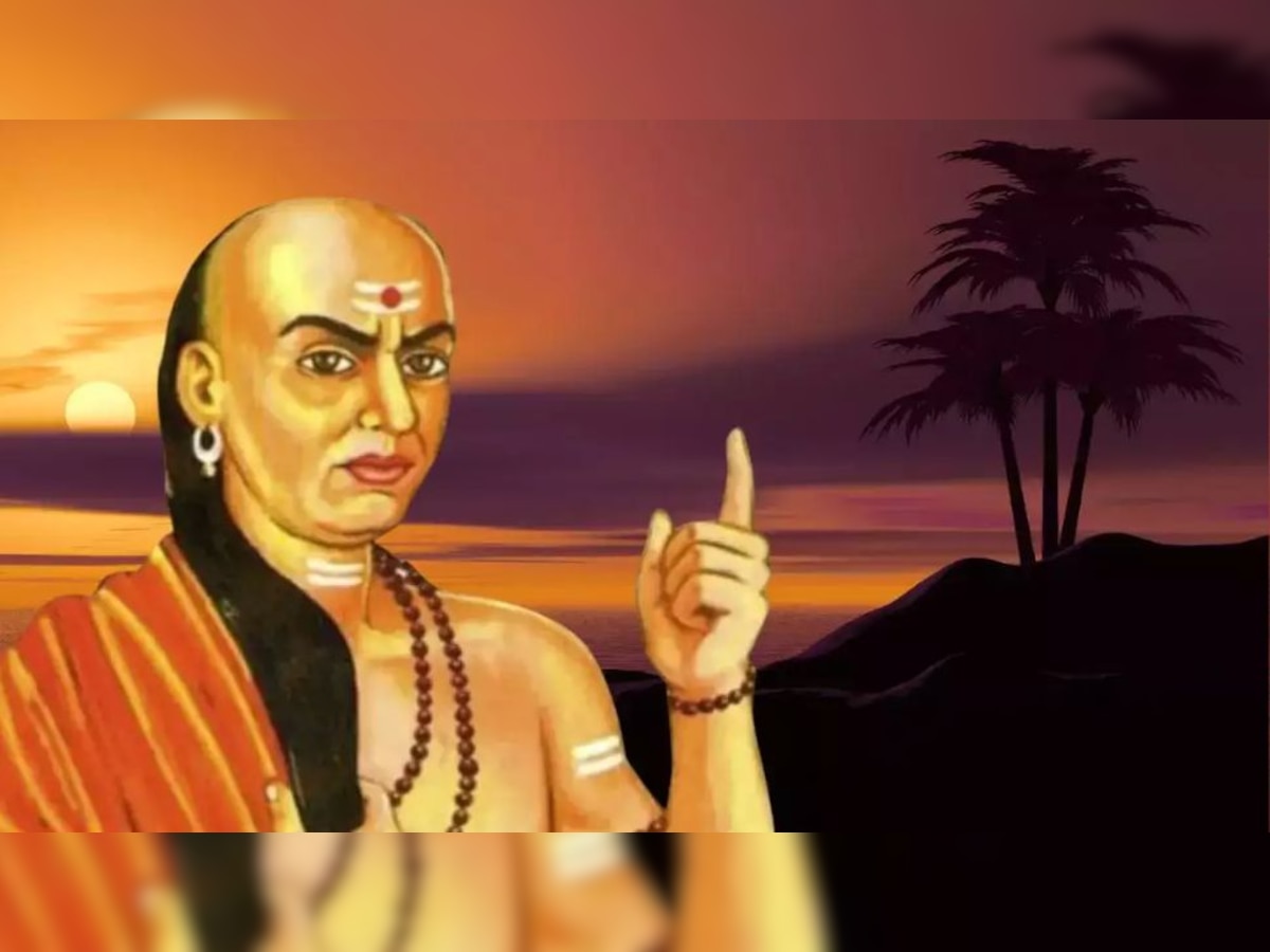 chanakya niti keep these tips in mind get rid off any problem ...