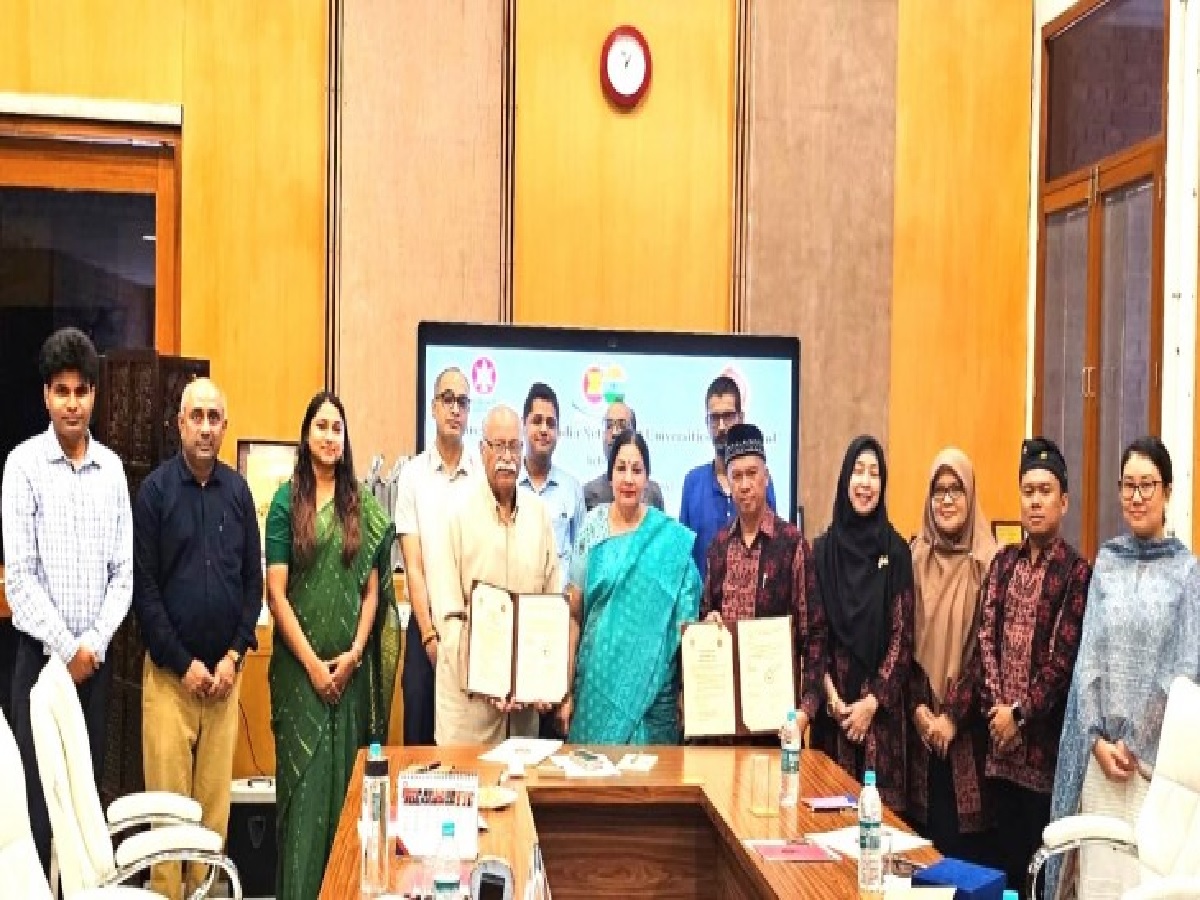 इंडोनेशिया के छात्र अब नालंदा में करेंगे पढ़ाई, शिक्षा और रिसर्च के लिए एमओयू पर हुए हस्ताक्षर इंडोनेशिया के छात्र अब नालंदा में करेंगे पढ़ाई, शिक्षा और रिसर्च के लिए एमओयू पर हुए हस्ताक्षर