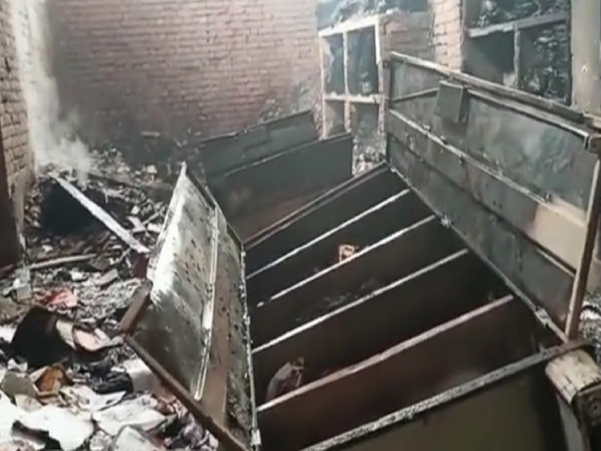मुजफ्फरपुर एसएसपी ऑफिस में लगी आग, कई शाखाओं की महत्वपूर्ण फाइल जलकर राख