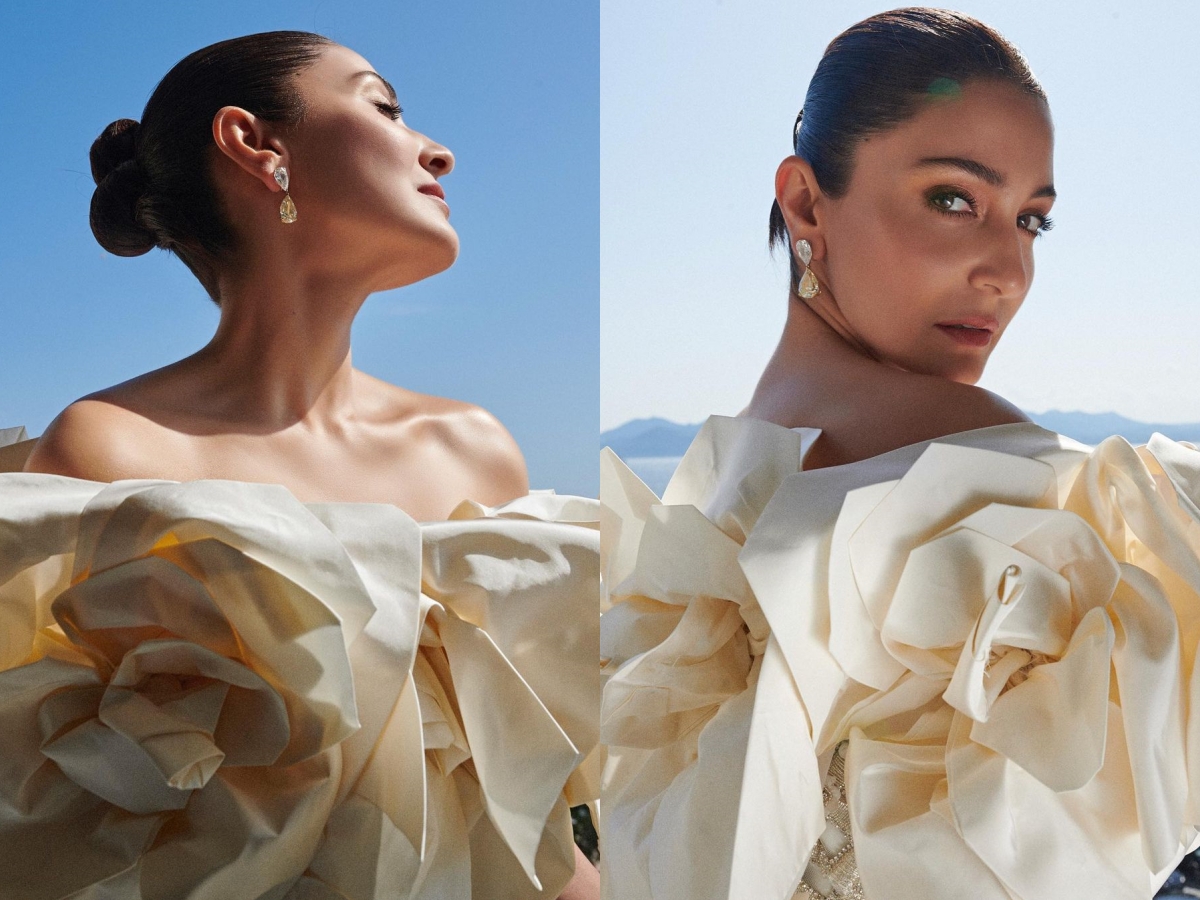 Anushka Sharma की कान्स 2023 में हुई एंट्री, ऑफ शॉल्डर गाउन में रेड कार्पेट पर दिखाया 'फैशन का जलवा'... 14 Anushka Sharma की कान्स 2023 में हुई एंट्री, ऑफ शॉल्डर गाउन में रेड कार्पेट पर दिखाया 'फैशन का जलवा'...