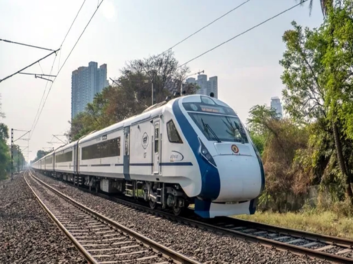 Vande Bharat: भारतीय रेलवे कल शुरू करने जा रहा है 18वीं वंदे भारत, जानें रूट और टाइमिंग की डिटेल