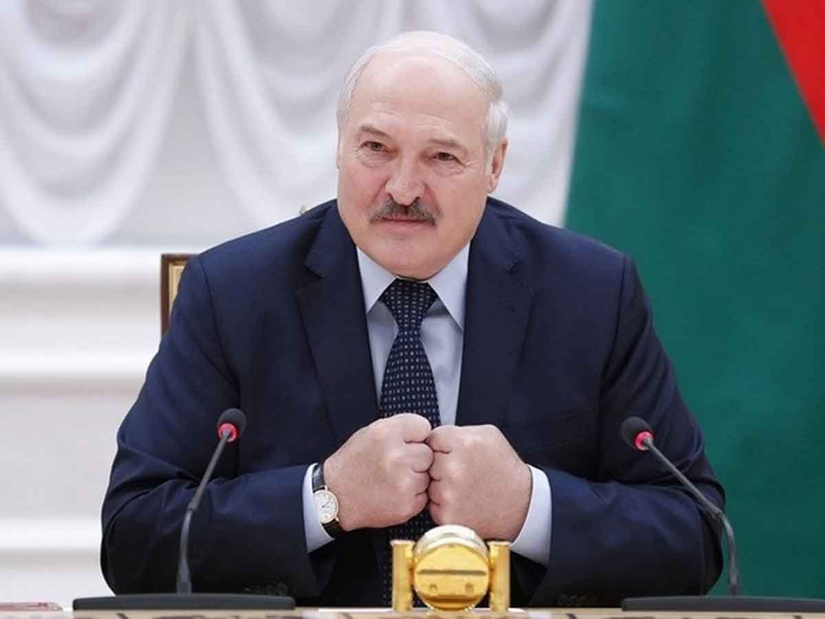 पुतिन से मुलाकात के बाद बिगड़ी बेलारूसी राष्ट्रपति की तबियत, अस्पताल में भर्ती, जहर देने की ‘अफवाह’