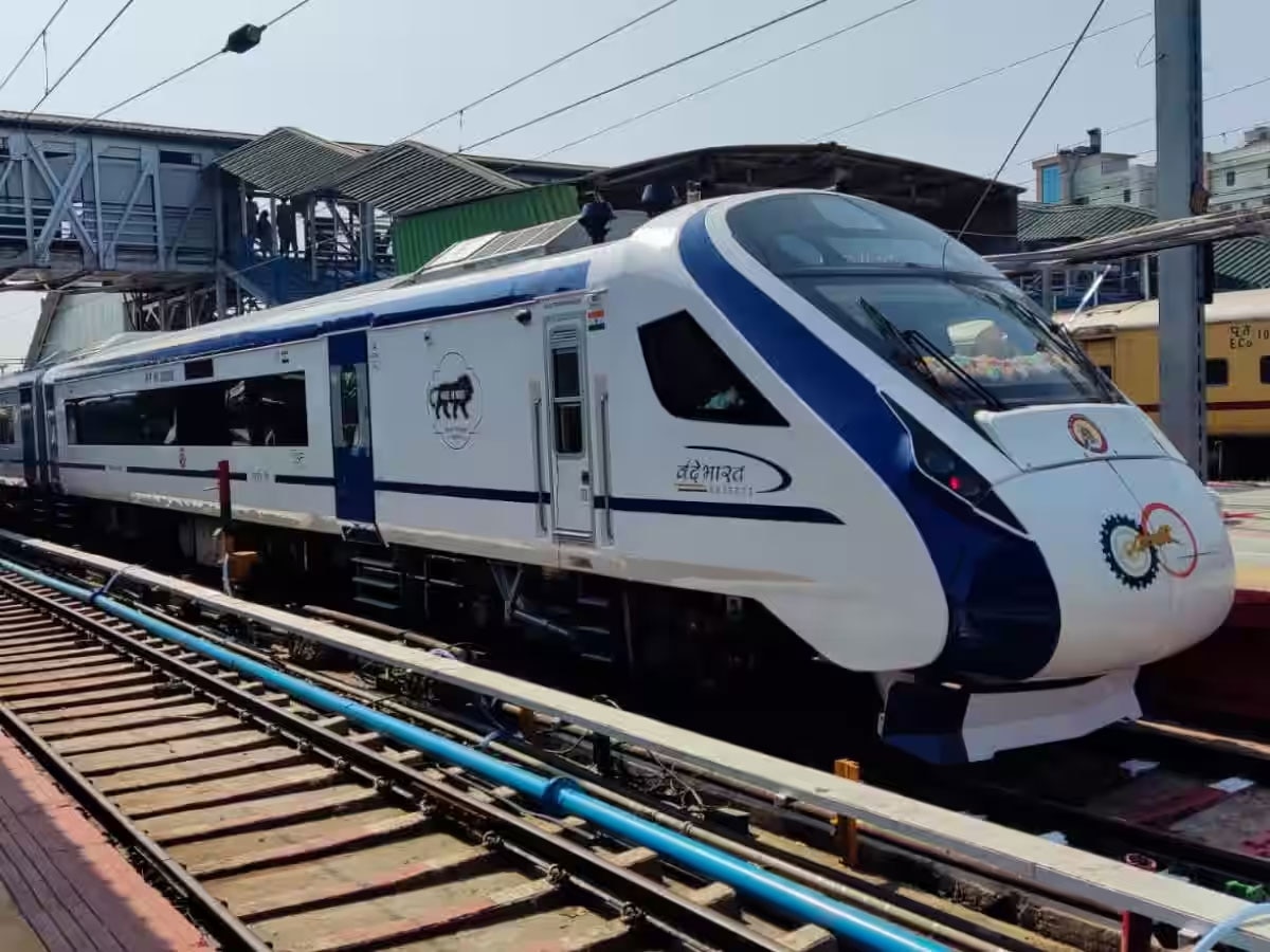 Indian Railways: पीएम ने दी 18वीं वंदे भारत ट्रेन की सौगात, इस रूट पर दौड़ेगी और इतना होगा क‍िराया
