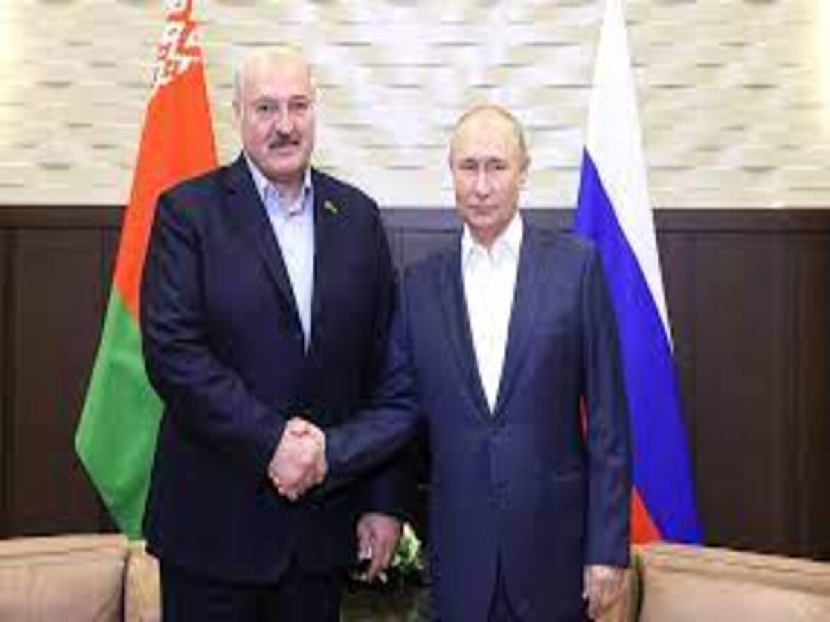 Belarus President Poisoned: ବନ୍ଧୁତ୍ୱରେ ବିଶ୍ୱାସଘାତକତା; ଭ୍ଲାଦମିର ପୁତିନଙ୍କୁ ଭେଟିବା ପରେ ଡାକ୍ତରଖାନାରେ ଭର୍ତ୍ତି ହେଲେ ବେଲାଋଷ ରାଷ୍ଟ୍ରପତି Belarus President Poisoned: ବନ୍ଧୁତ୍ୱରେ ବିଶ୍ୱାସଘାତକତା; ଭ୍ଲାଦମିର ପୁତିନଙ୍କୁ ଭେଟିବା ପରେ ଡାକ୍ତରଖାନାରେ ଭର୍ତ୍ତି ହେଲେ ବେଲାଋଷ ରାଷ୍ଟ୍ରପତି