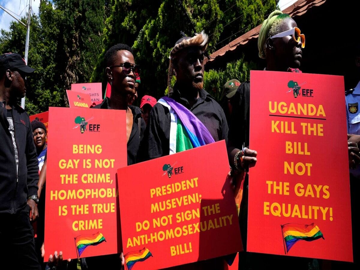 Uganda Anti Gay Law: ଉଗାଣ୍ଡା ରାଷ୍ଟ୍ରପତି ଆଣିଲେ ନୂଆ ଆଇନ; ସମଲିଙ୍ଗୀ ଦମ୍ପତିଙ୍କ ମିଳିବ ମୃତ୍ୟୁ ଦଣ୍ଡ