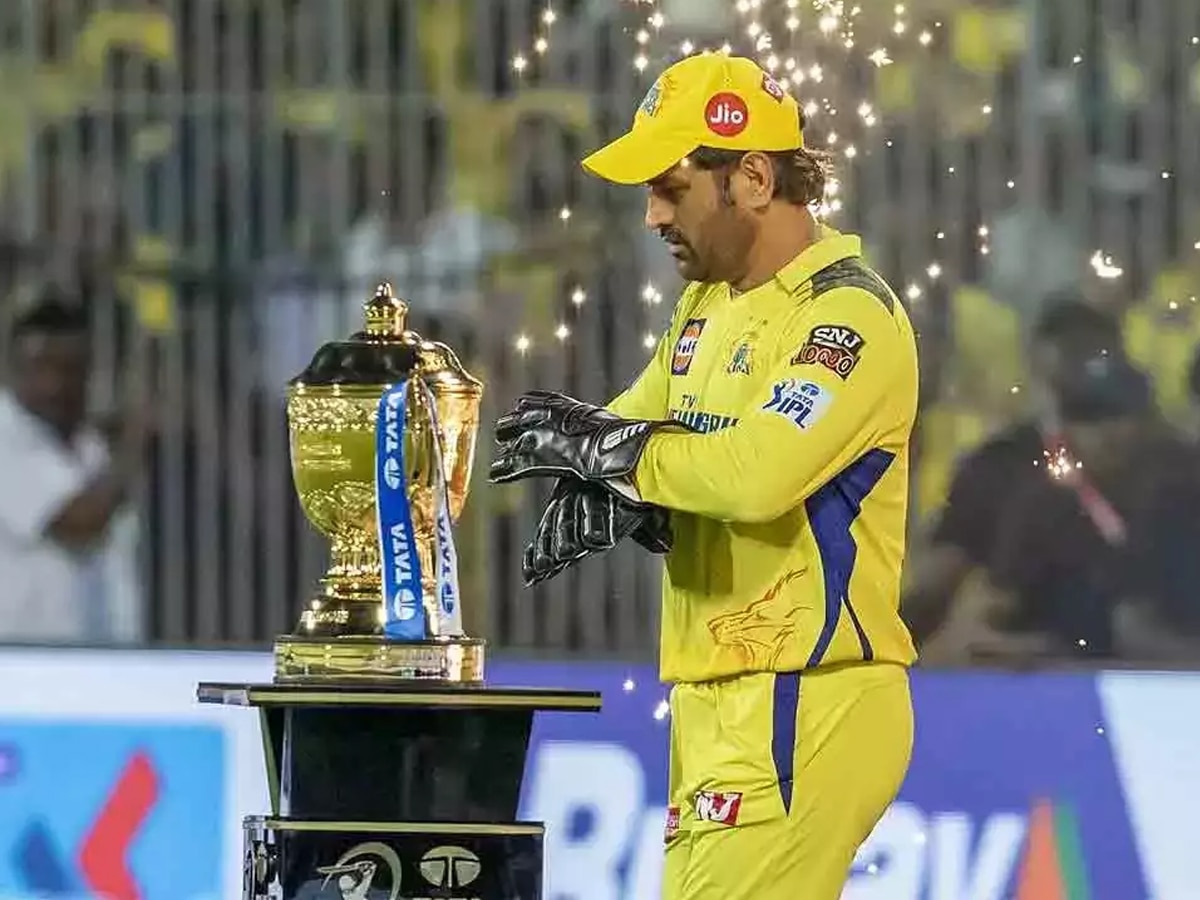 IPL 2023 CSK MS Dhoni Lift Trophy 3 2 crore people watched JioCinema ...