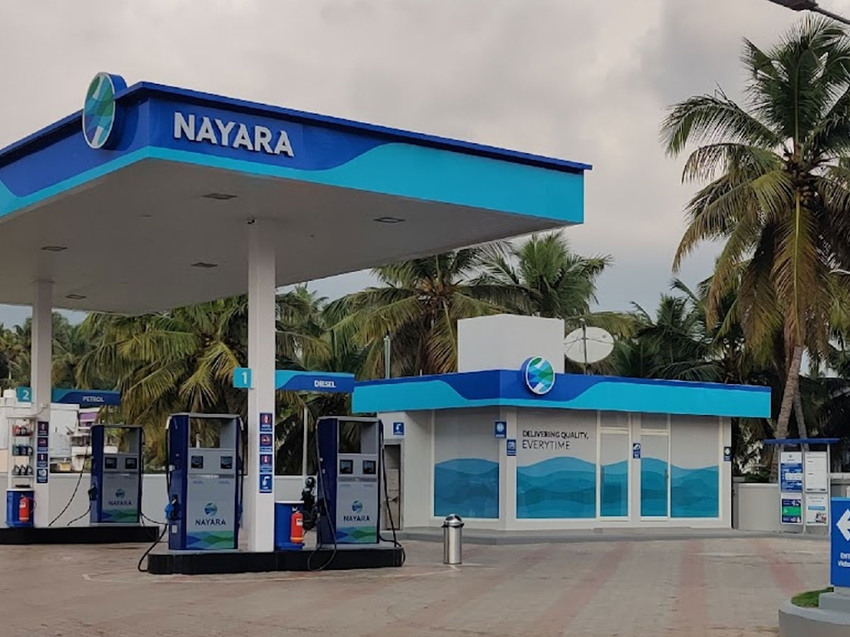 Petrol Diesel Price: खुशखबरी! पेट्रोल-डीजल के रेट में बड़ी गिरावट, क्रूड में नरमी से इतने रुपये नीचे आया तेल Petrol Diesel Price: खुशखबरी! पेट्रोल-डीजल के रेट में बड़ी गिरावट, क्रूड में नरमी से इतने रुपये नीचे आया तेल