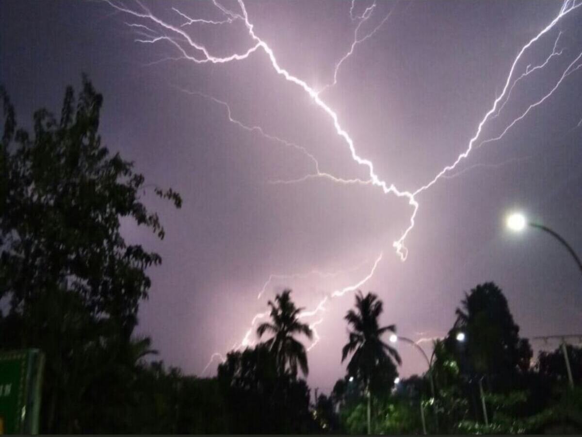 Weather Update Odisha: କାଳବୈଶାଖି ନେଇ ରାଜ୍ୟର ବିଭିନ୍ନ ଜିଲ୍ଲା ପାଇଁ ସତର୍କତା ଜାରି 