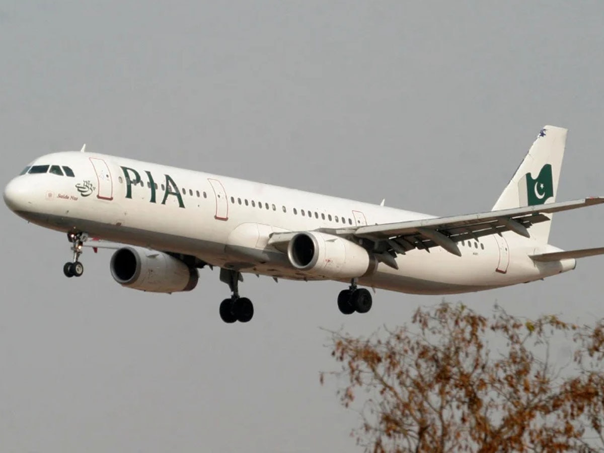 बकाया भुगतान न करने पर मलेशिया में पाकिस्तान एयरलाइंस का विमान जब्त; यात्री फंसे