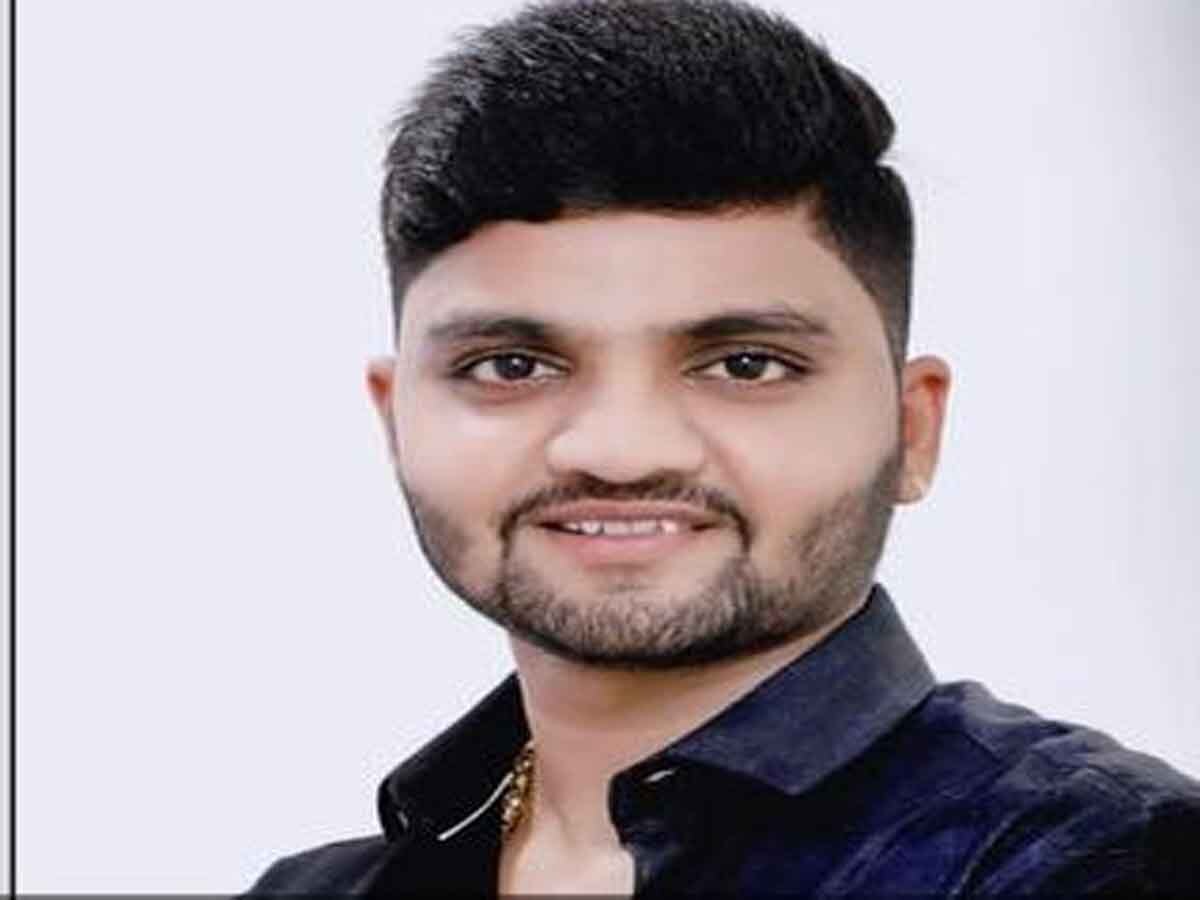 Indore Dead body found in karni sena leader gun shoot car murder