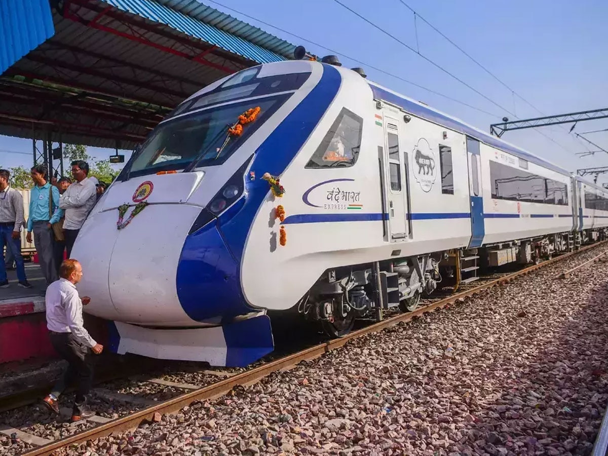Indian Railways: गोवा जाने वालों के ल‍िए रेलवे का सबसे बड़ा अपडेट, सुनकर ही खुशी से उछल पड़ेंगे आप
