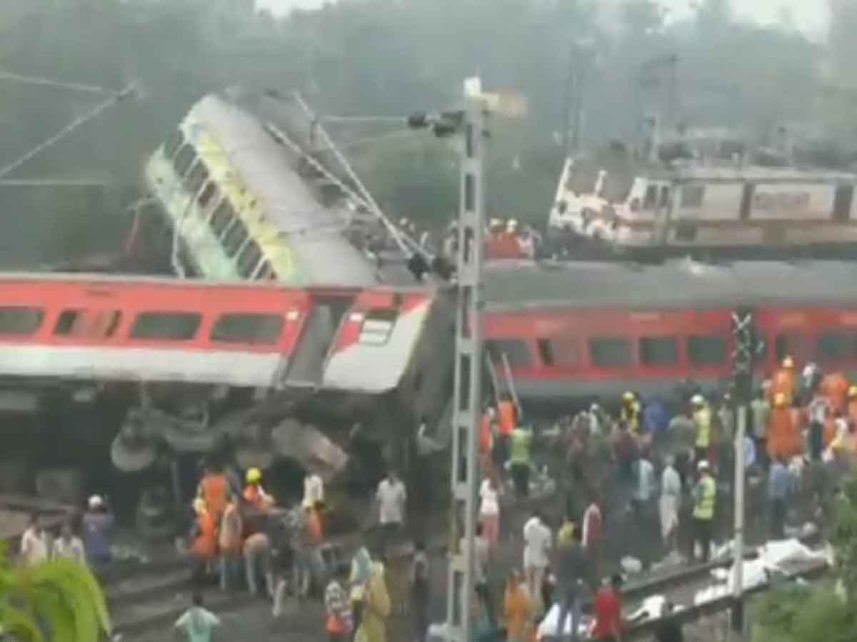 Train Tragedy: ओडिशा सरकार ने एक दिन के शोक की घोषणा की, आज नहीं होगा कोई राज्य समारोह Train Tragedy: ओडिशा सरकार ने एक दिन के शोक की घोषणा की, आज नहीं होगा कोई राज्य समारोह