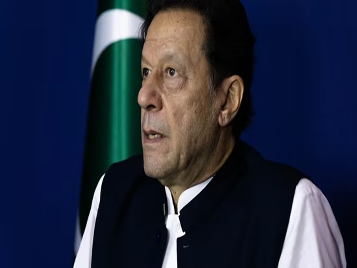 Imran Khan बोले ये दो मेरी पार्टी को करना चाहते हैं तबाह, पहले भी लगा चुके हैं इल्जाम Imran Khan बोले ये दो मेरी पार्टी को करना चाहते हैं तबाह, पहले भी लगा चुके हैं इल्जाम