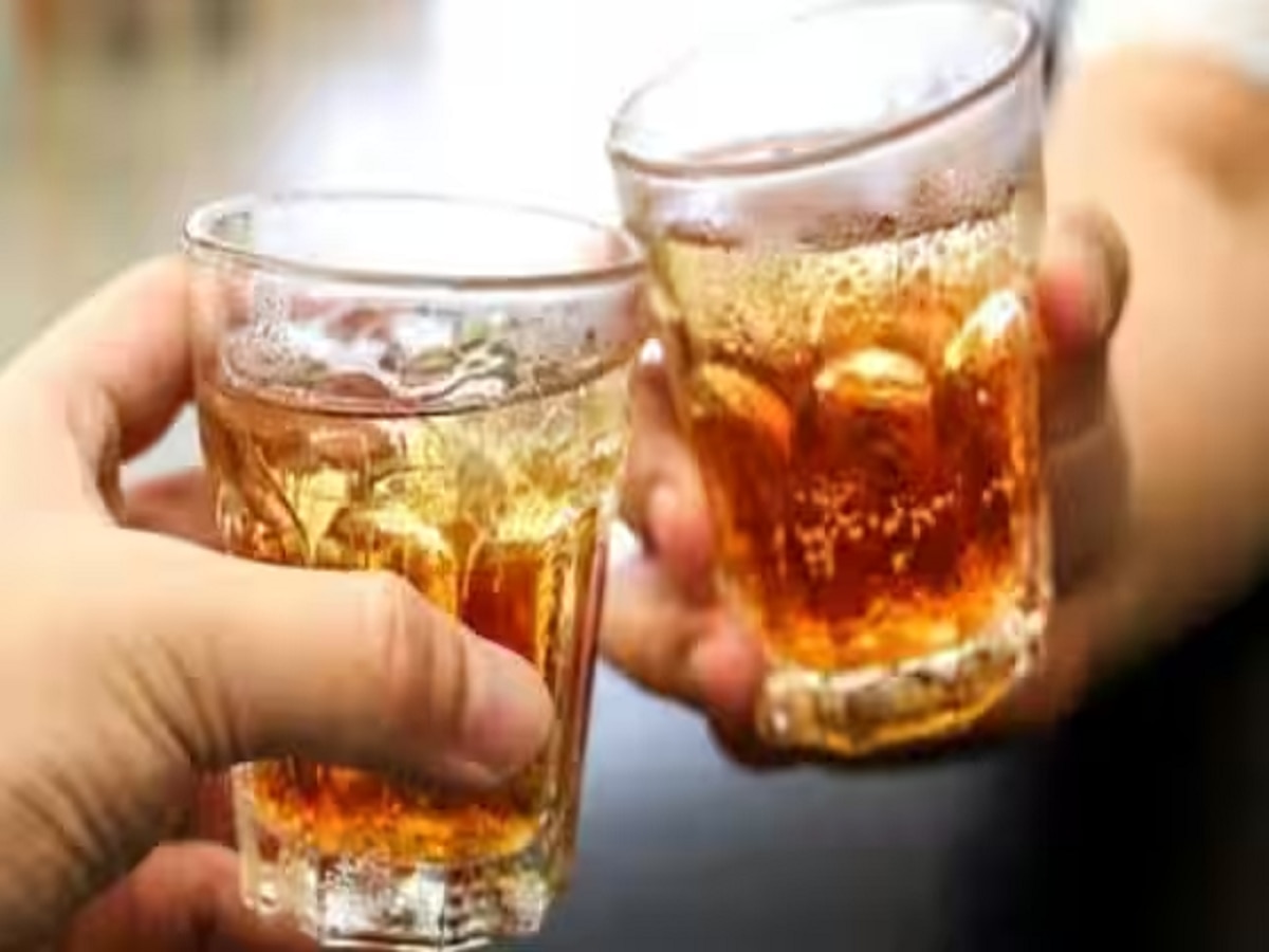 गर्मी में झारखंड के लोग पी गए 386 करोड़ की शराब! हुई रिकॉर्ड तोड़ बिक्री