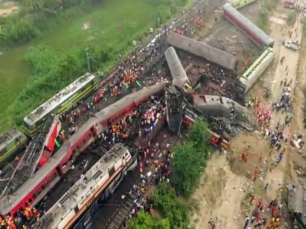 Odisha Train Accident: ମାଗଣା ଔଷଧ, ଆହତ ପିଲାଙ୍କୁ ଖାଦ୍ୟ...ଟ୍ରେନ୍ ଦୁର୍ଘଟଣାର ଗାଁ ଯାହା କରିଥିଲା, ତାହା ମାନବିକତା ଉପରେ ବିଶ୍ୱାସ ବଢ଼ାଇଦେବ!