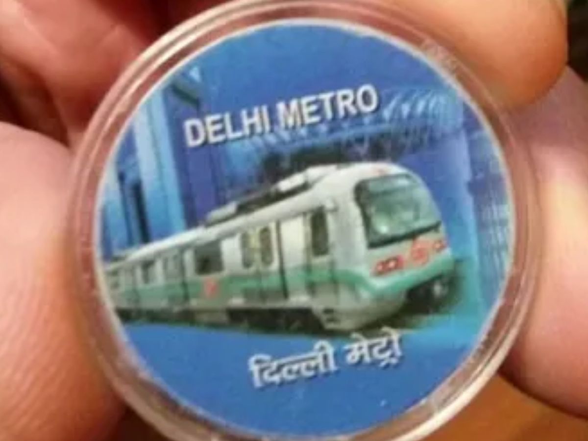 Delhi Metro Token Price Cost Of One Piece You Should Know Delhi मेट्रो का एक टोकन कितने रुपए