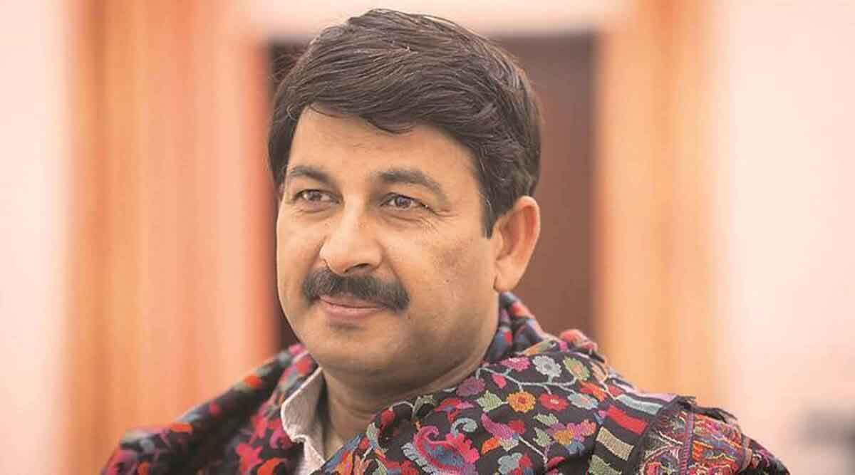 मनोज तिवारी ने भी बंटोरी सुर्खियां