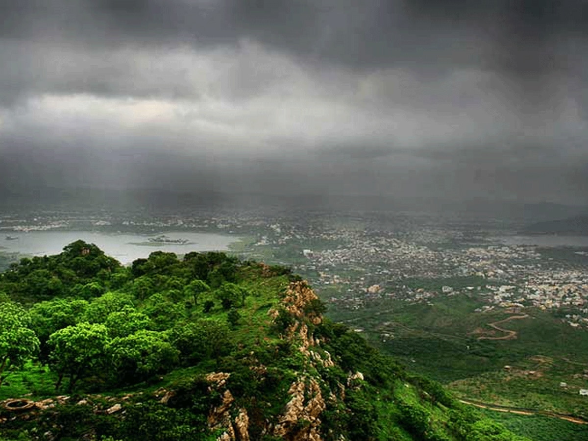 Rajasthan Weather News: आने वाला है मॉनसून, राजस्थान में 24 घंटे में तेज हवाओं के साथ 18 जिलों में बारिश