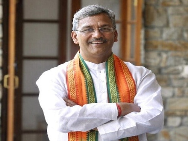 Godse और Gandhi पर ये क्या बोल गए उत्तराखंड के पूर्व CM Trivendra Rawat?