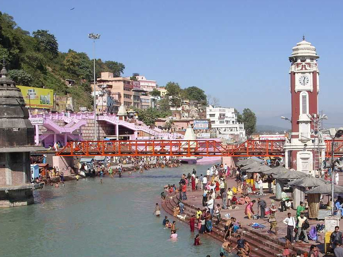 Haridwar News: हरिद्वार घूमने जा रहे हैं तो ध्यान दें! छोटे कपड़ों में अब मंदिरों में नहीं मिलेगी एंट्री, हर की पौड़ी पर नहीं पहन सकेंगे जूते- चप्पल Haridwar News: हरिद्वार घूमने जा रहे हैं तो ध्यान दें! छोटे कपड़ों में अब मंदिरों में नहीं मिलेगी एंट्री, हर की पौड़ी पर नहीं पहन सकेंगे जूते- चप्पल