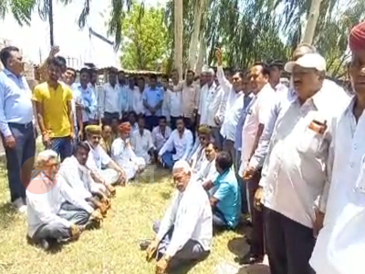 नागौर: मेड़ता विधायक के खिलाफ लगे चोरों के सरदार होने के नारे, जानिए पूरा मामला नागौर: मेड़ता विधायक के खिलाफ लगे चोरों के सरदार होने के नारे, जानिए पूरा मामला