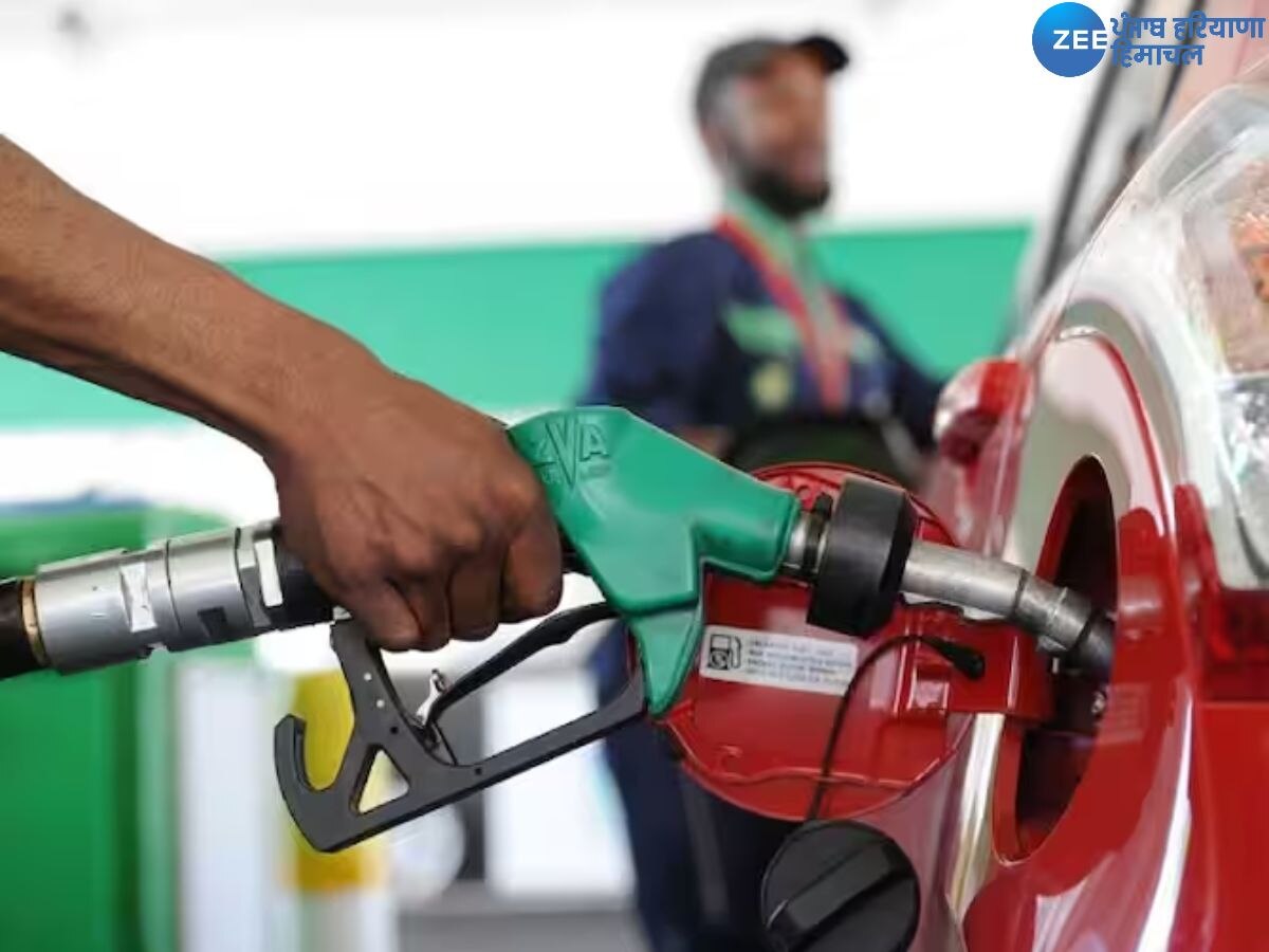 Petrol Price in Punjab: ਪੰਜਾਬੀਆਂ ਨੂੰ ਮਹਿੰਗਾਈ ਦਾ ਵੱਡਾ ਝਟਕਾ; ਪੈਟਰੋਲ-ਡੀਜ਼ਲ ਦੀਆਂ ਕੀਮਤਾਂ ਵਿੱਚ ਹੋਇਆ ਵਾਧਾ! 