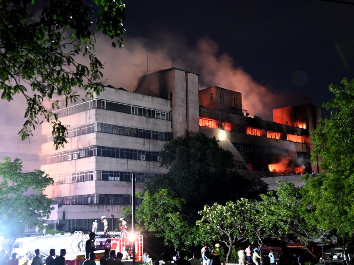Bhopal Satpura Bhawan Fire: सतपुड़ा भवन में फिर भड़की आग, छठे फ्लोर से निकल रही लपटें