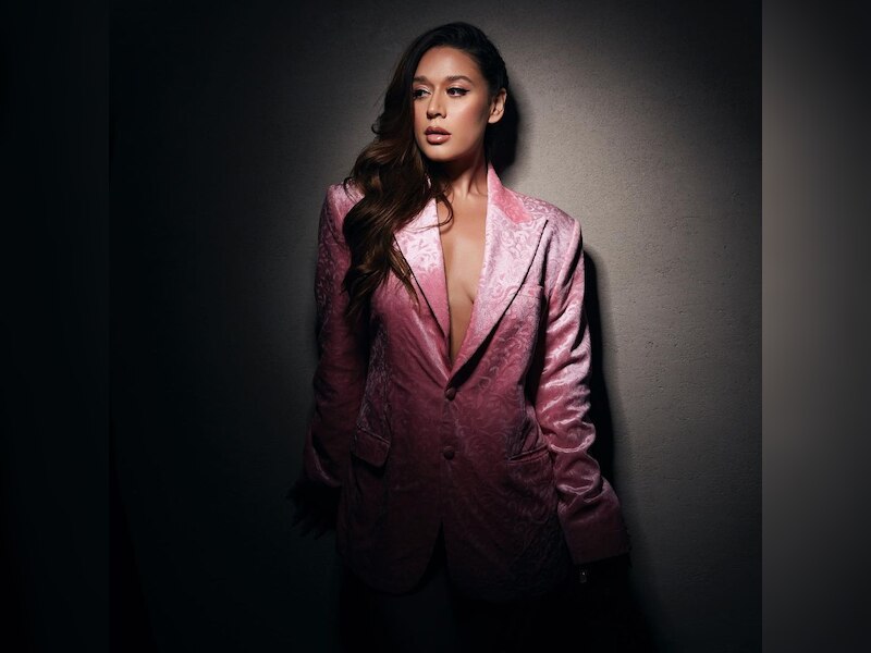 फिटनेस और स्टाइलिश लुक्स से जीता दिल