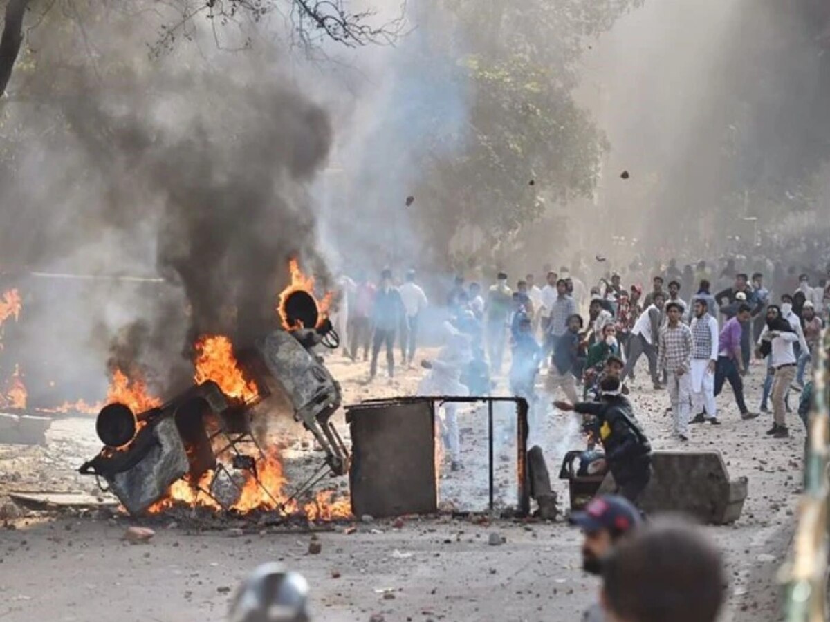 Riots in India: भारत में दंगों के मामलों में देखी जा रही गिरावट, 50 वर्षों में देखा गया बड़ा बदलाव 
