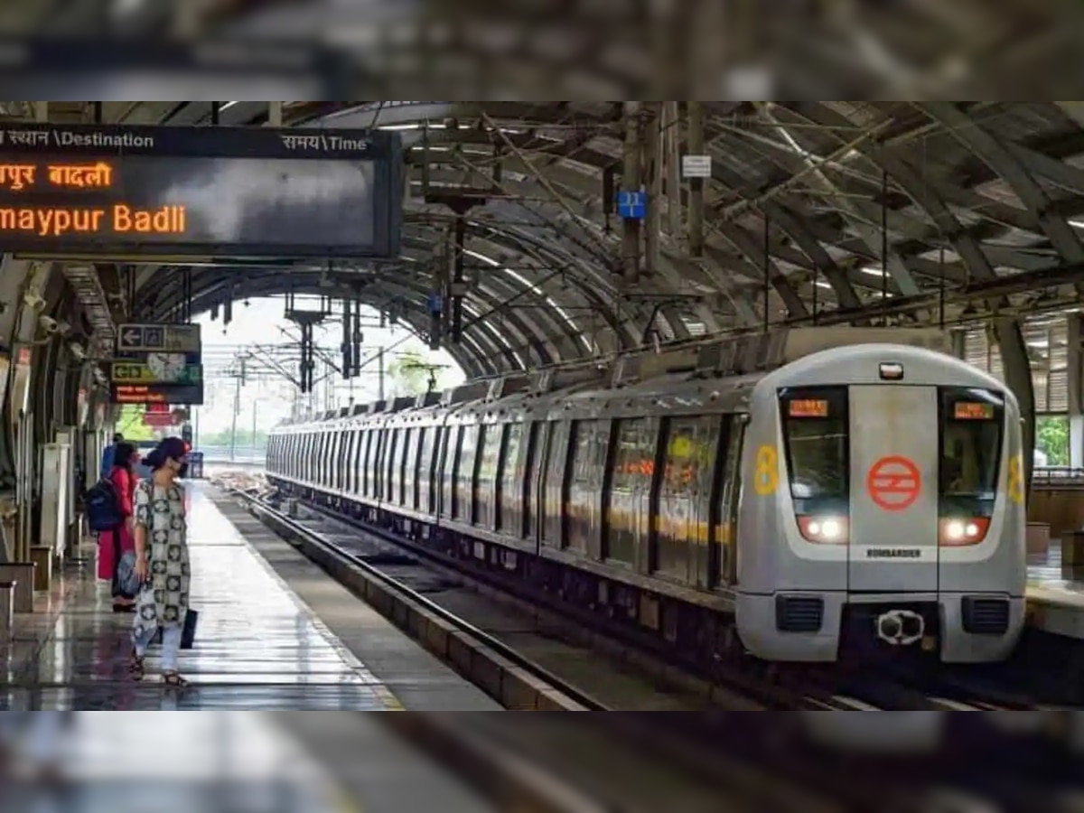 Delhi Metro Reels: बचपन की Rhymes शेयर कर DMRC ने रील्स बनाने वालों को चेताया