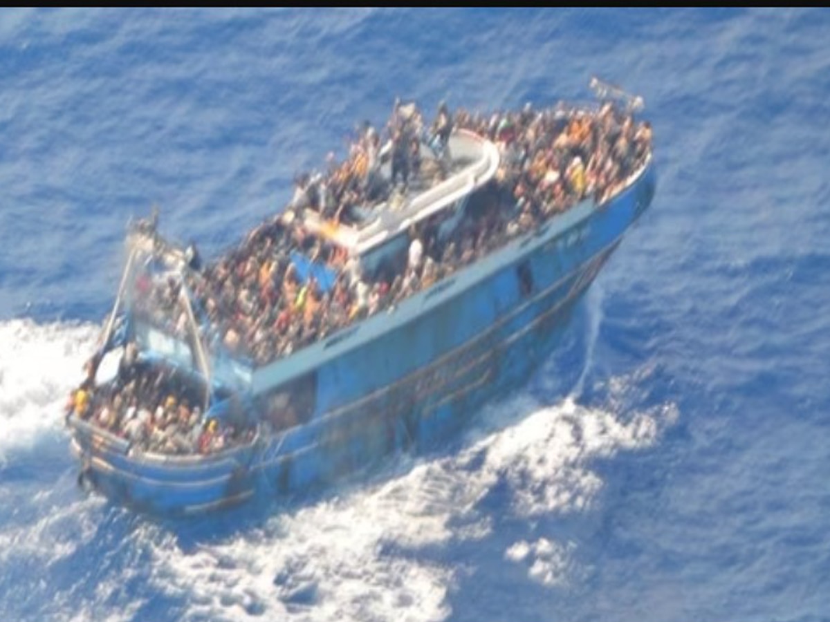 Greece Boat Tragedy: नाव हादसे में पाकिस्तान के 300 से ज्यादा लोगों की मौत की आशंका, 400 थे सवार 