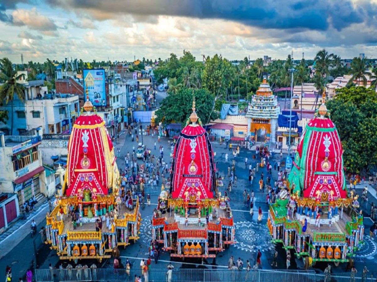 Rath Yatra 2023: ଜାଣନ୍ତୁ ଶ୍ରୀଜିଉଙ୍କ ତିନି ରଥକୁ ନେଇ କିଛି ଖାସ୍ କଥା... Rath Yatra 2023: ଜାଣନ୍ତୁ ଶ୍ରୀଜିଉଙ୍କ ତିନି ରଥକୁ ନେଇ କିଛି ଖାସ୍ କଥା...