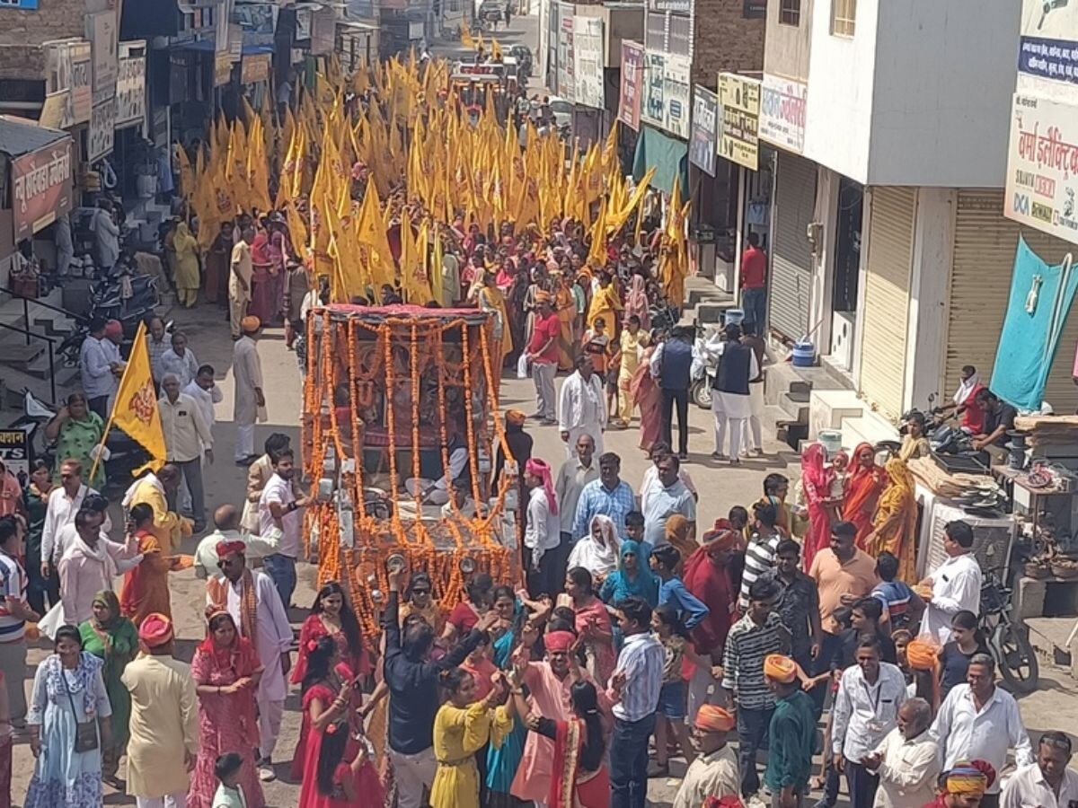 Sriganganagar news: श्री गणेश जी की निकाली गई बारात, सैकड़ों की संख्या में श्रद्धालु बनें बाराती