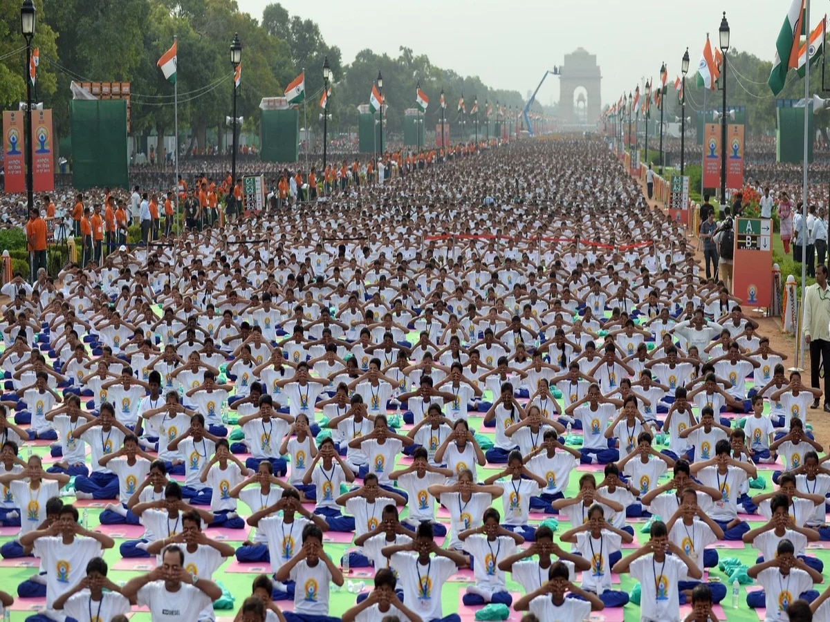 Yoga Day 2023: अगर करते हैं सरकारी नौकरी की तैयारी तो योग दिवस के इन विषयों को कर लीजिए याद