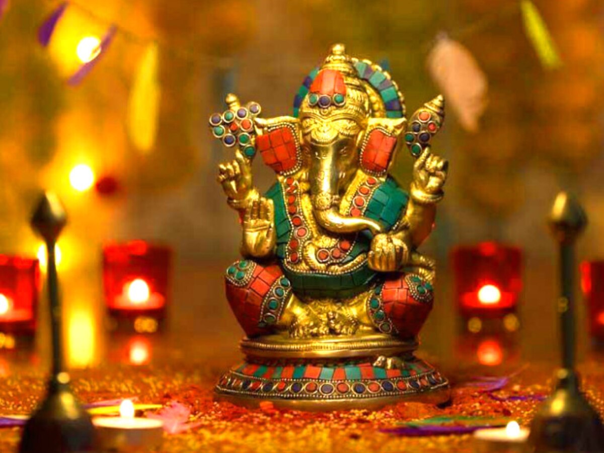 Vinayaka Chaturthi 2023: आषाढ़ माह की विनायक चतुर्थी पर गणेश जी की घर पर ऐसे करें पूजा