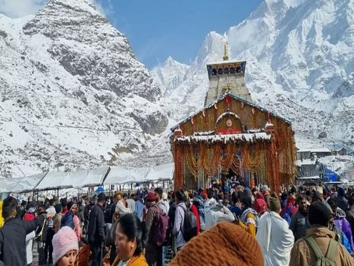 Haridwar News: उत्तराखंड में तीर्थयात्रियों की उमड़ी भीड़, भक्तों की संख्या 30 लाख के पार Haridwar News: उत्तराखंड में तीर्थयात्रियों की उमड़ी भीड़, भक्तों की संख्या 30 लाख के पार