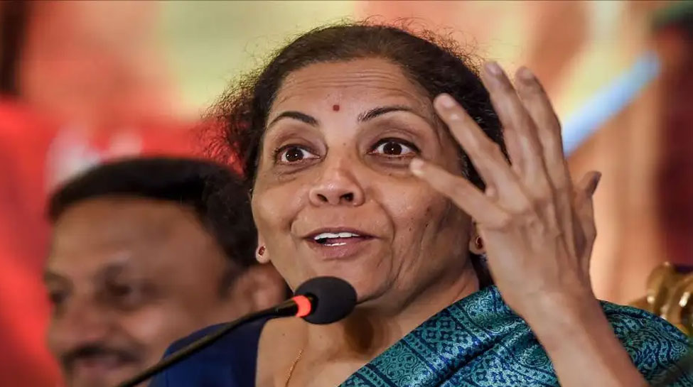 Pension Scheme: सरकार ने दी बड़ी खुशखबरी, सरकारी कर्मचारियों की पेंशन प्रणाली पर आ गया बड़ा अपडेट