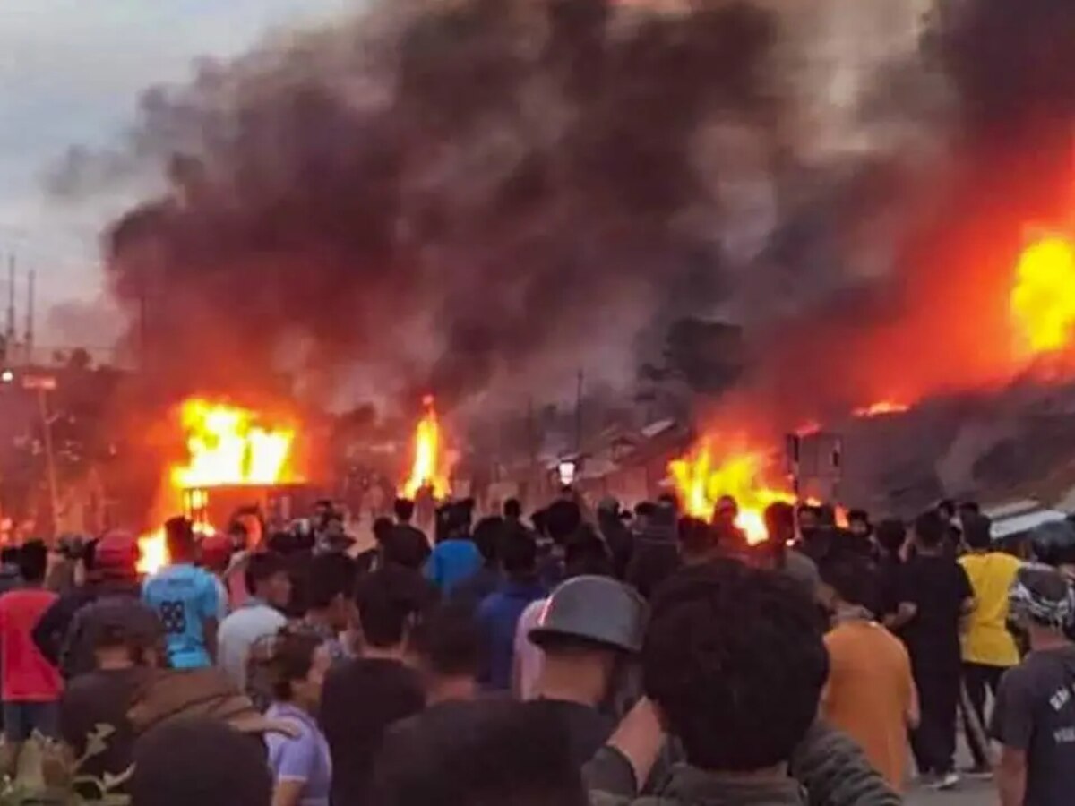 मणिपुर को लेकर सर्वदलीय बैठक से पहले भीड़ ने मंत्री का गोदाम फूंका, घर जलाने की भी कोशिश