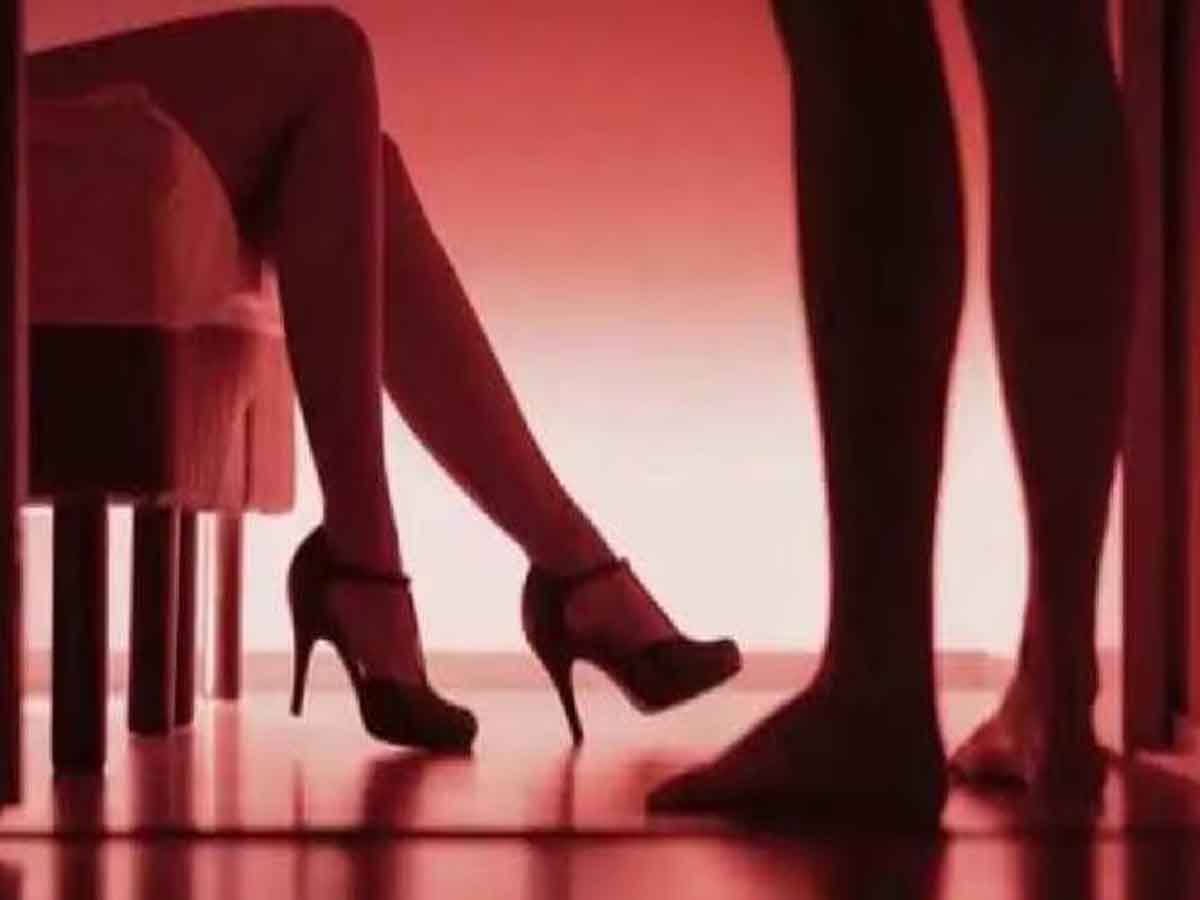 Raipur Sex Racket Busted Police Raid Two Spa Centers 13 Girls Found