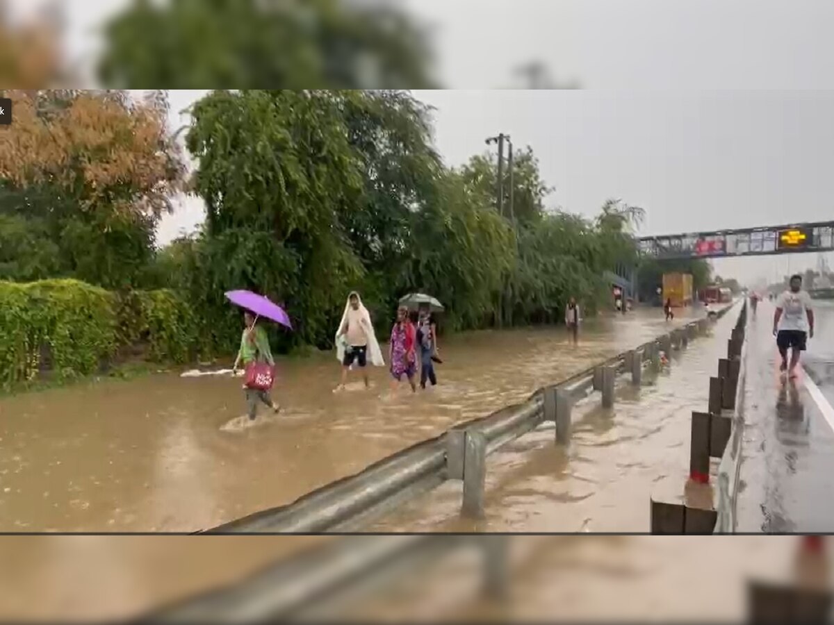 Gurgaon News: गुरुग्राम में खुली प्रशासन के दावों की पोल, पहली बारिश में ही सड़कें बनीं तालाब