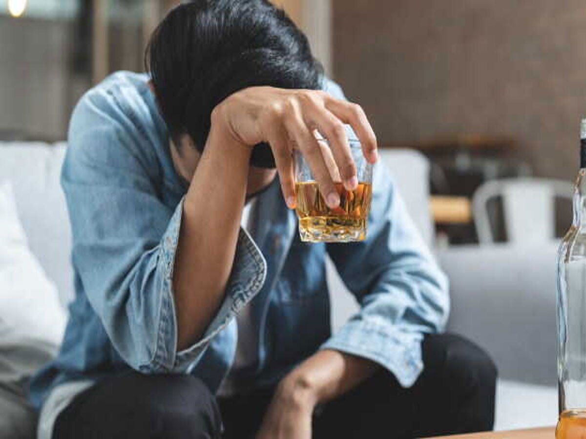 Health News Follow these easy tips to get rid of alcohol habit एक ही