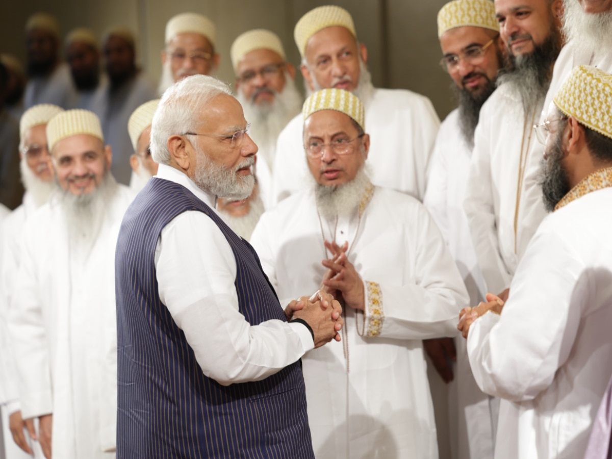 Pm Narendra Modi Visit Al Hakim Mosque In Cairo Egypt See Photos Pm मोदी ने मिस्र की ऐतिहासिक 4164