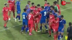 IND-PAK के बाद अब भिड़े भारत और नेपाल के खिलाड़ी, जमकर हुई हाथापाई; VIDEO VIRAL