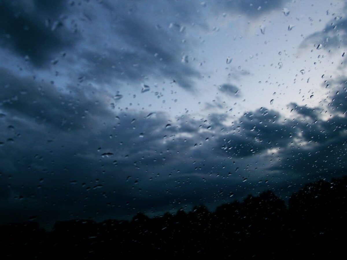 Science of Rain: कभी कम बारिश, कभी ज्यादा; मॉनसून वाले काले बादलों में कितना पानी होता है?