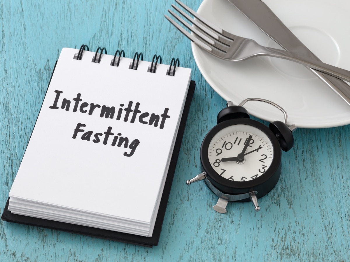 Intermittent Fasting: 16:8 रूल फॉलो करने का क्या है सही तरीका? अमेजिंग रिजल्ट पाने के लिए करें ये उपाय
