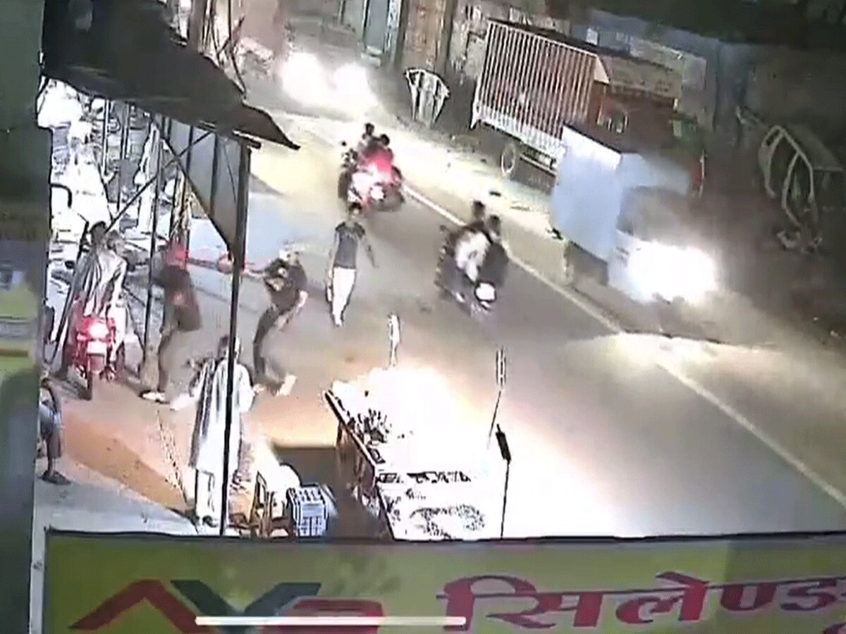Delhi Crime: एक और सनसनीखेज लूट की वारदात से दहली दिल्ली, बुजुर्ग कारोबारी से 1 लाख रुपये लेकर फरार हुई बदमाश