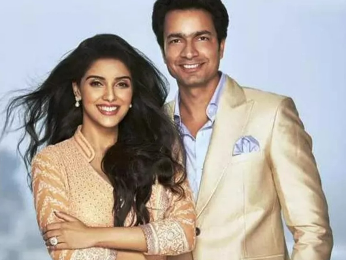 Asin- राहुल शर्मा की टूटने वाली है शादी? एक्ट्रेस ने पति संग फोटोज की डिलीट