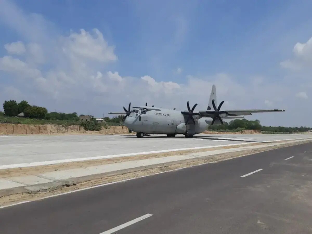 Highway Strip in India: ୧୩ ରାଜ୍ୟର ରାଜପଥରେ ନିର୍ମିତ ହେବ ୩୫ ଏୟାରଷ୍ଟ୍ରିପ୍, ଜାଣନ୍ତୁ କାରଣ