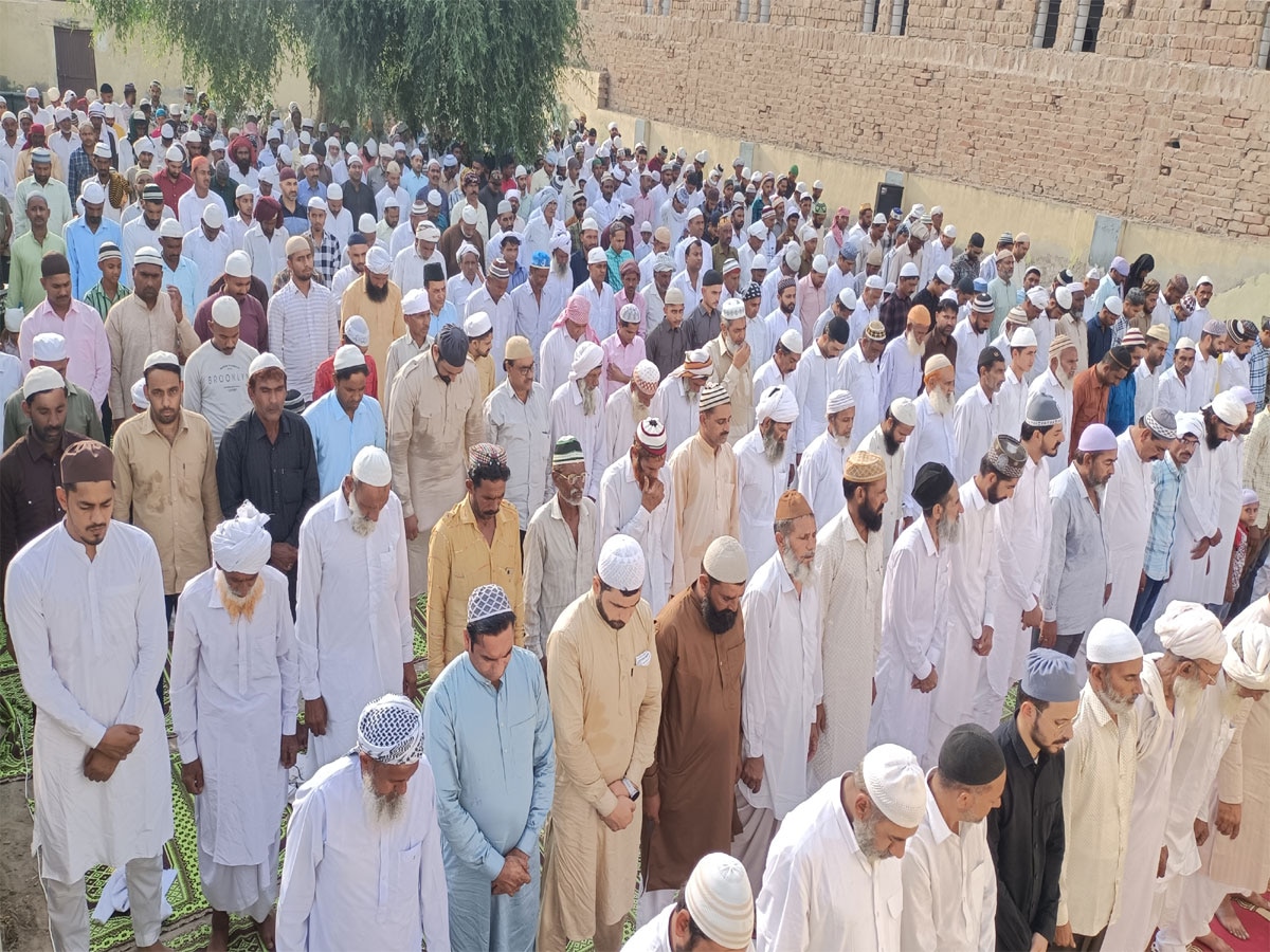 अनूपगढ़ में ईद-उल-अजहा पर नमाज अदा कर मांगी गई अमन और चैन की दुआ